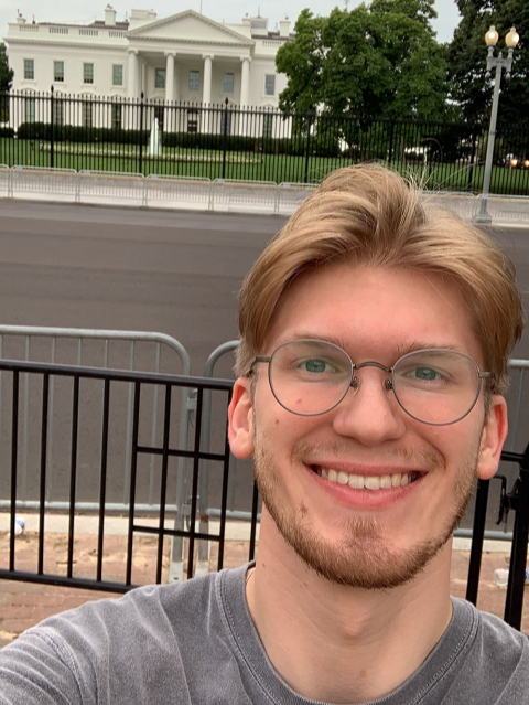 Matt Smith trooper internship in front of the white house